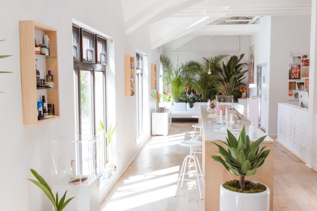 glossier showroom layout