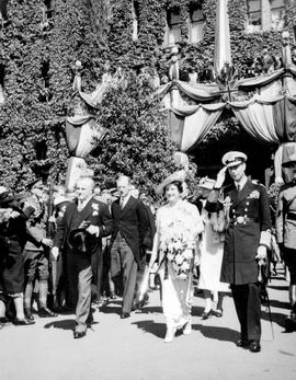 King George VI and Queen Elizabeth 