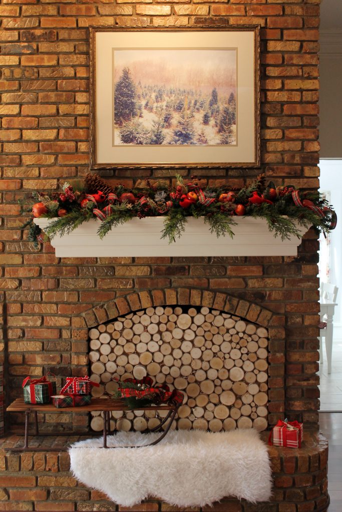 An Old Fashioned Christmas Home Tour