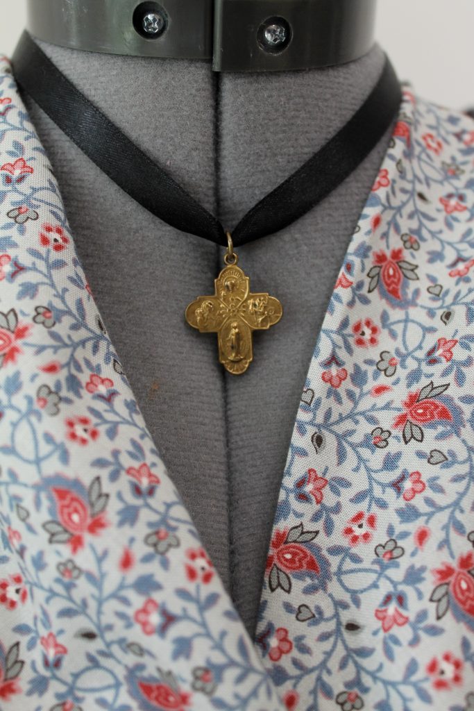 18th Century Provencal Accessories Decor To Adore necklace