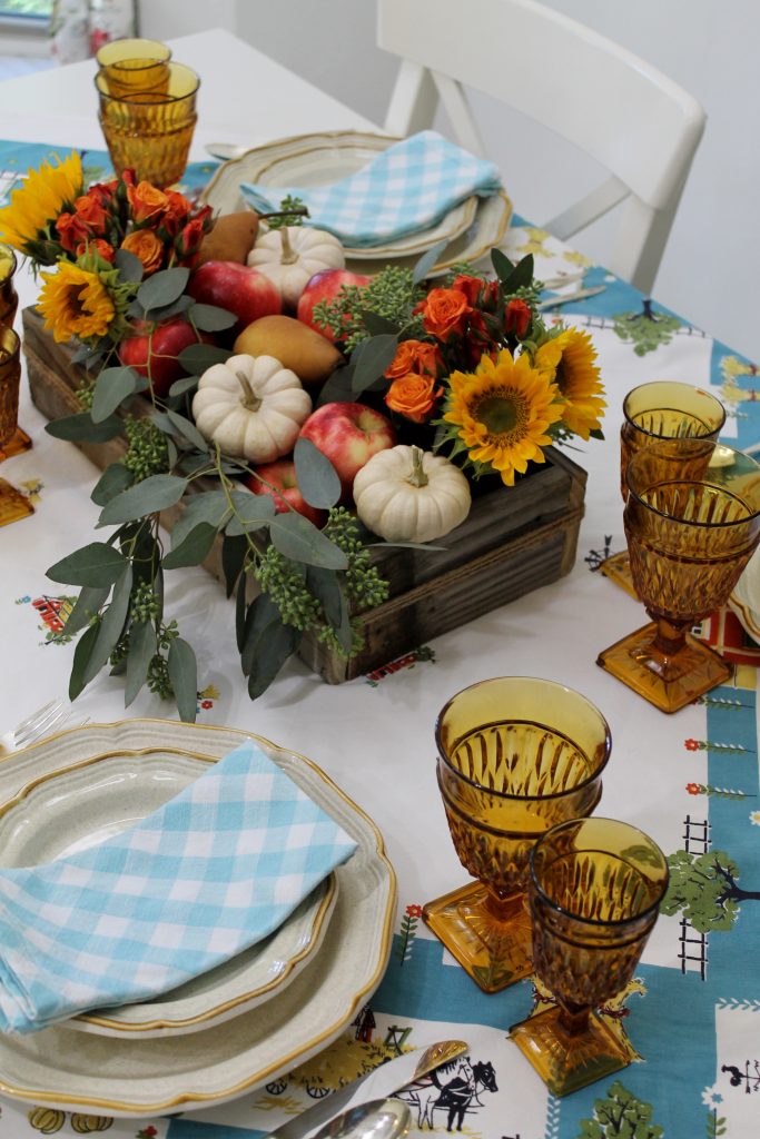 An Everyday Thanksgiving Table Decor To Adore centerpiece