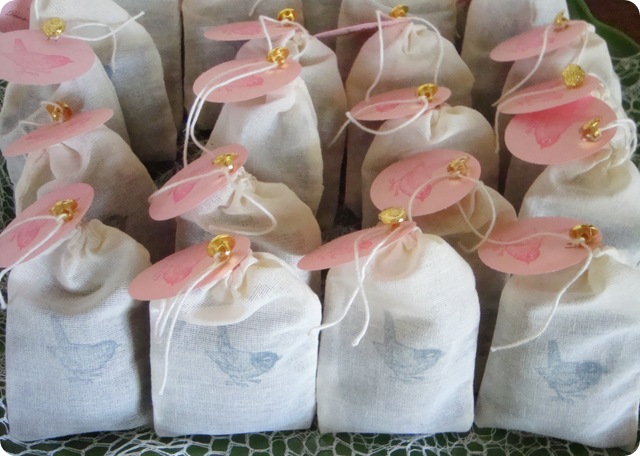 Lavender filled muslin bags