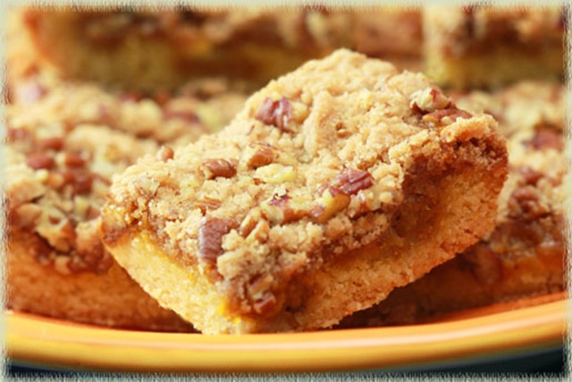 pumpkin-butter-pecan-dessert-bars