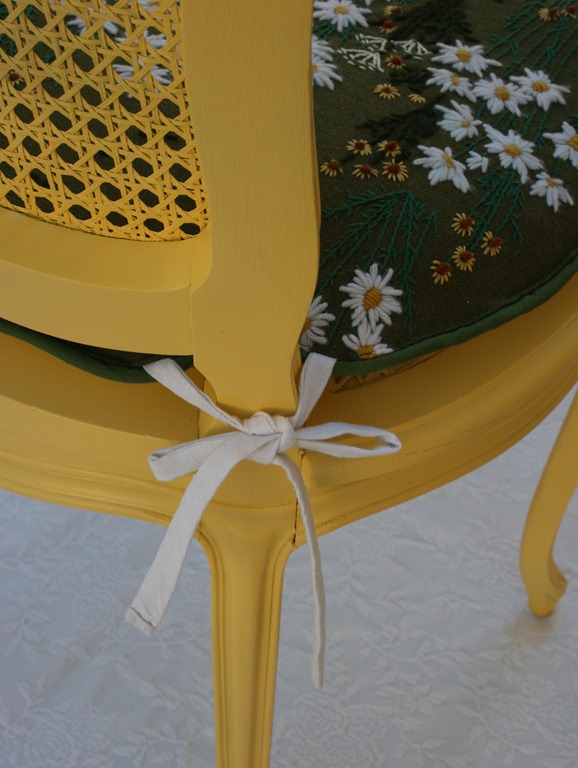 daisy chair 031