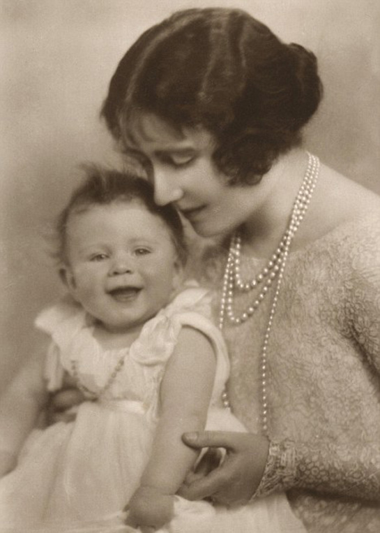 Infant Queen Elizabeth and the Queen Mum