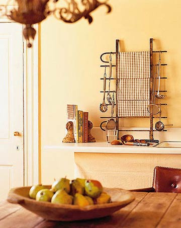 pears and storage rack in kitchen