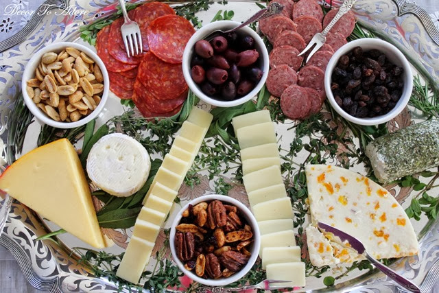 An Easy and Pretty Appetizer Platter