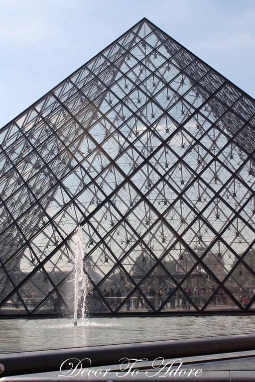 The Louvre’s Secret Entrance and its Dazzling Exterior
