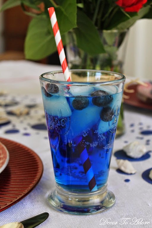 Blueberry spritzers