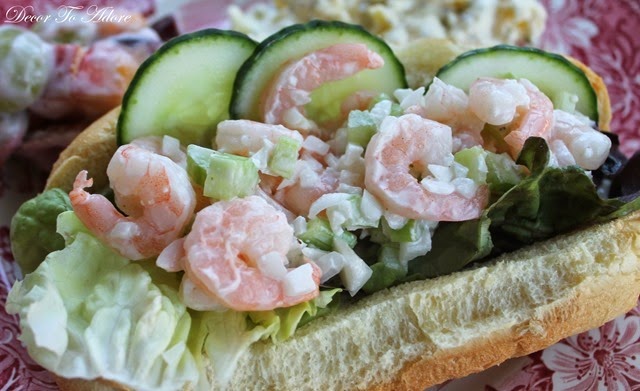 Sandwichs de Crevettes or Shrimp Roll Sandwiches