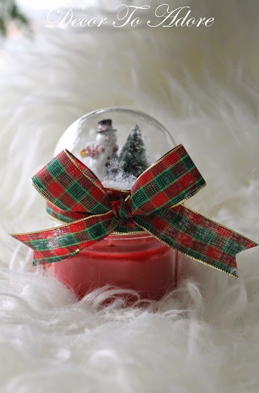 Christmas candle snowglobe