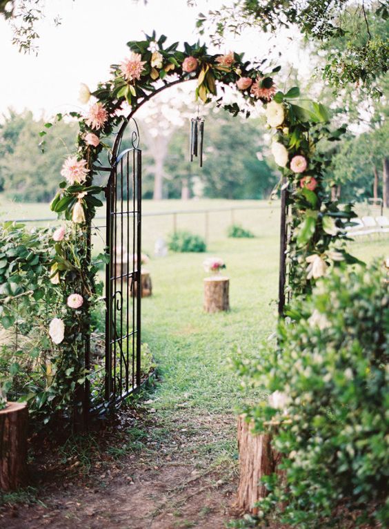 Secret garden inspired ceremony arch: http://www.stylemepretty.com/2016/03/02/ceremony-decor-thatll-have-you-saying-i-do/: 