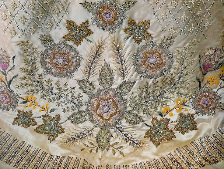 The Queen’s Coronation Gown