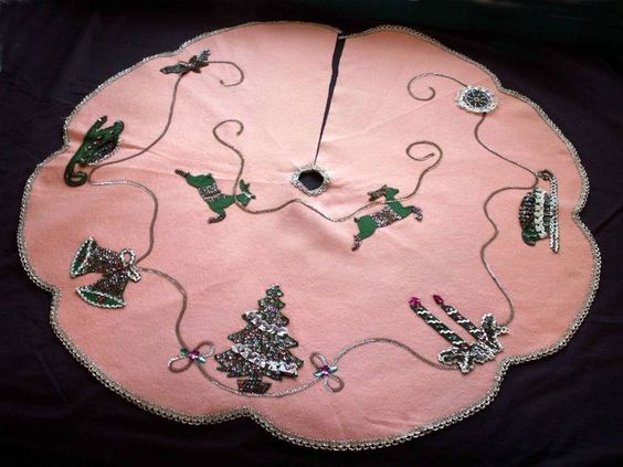 Vintage 1950s Pink Felt Christmas Tree Skirt Hand Made Sequins Reindeer Bells.