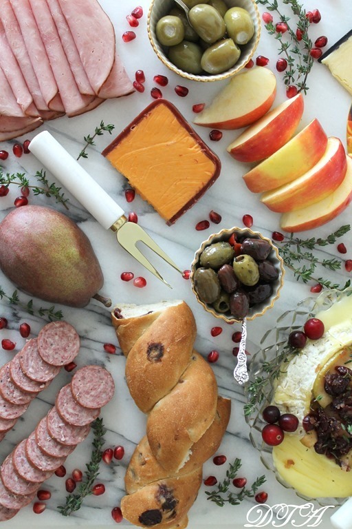 The Christmas Charcuterie Board