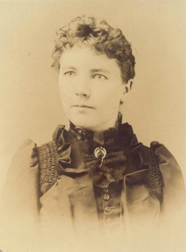 laura ingalls portrait,1891.