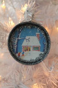 Easy Vintage Inspired Christmas Craft - Decor To Adore