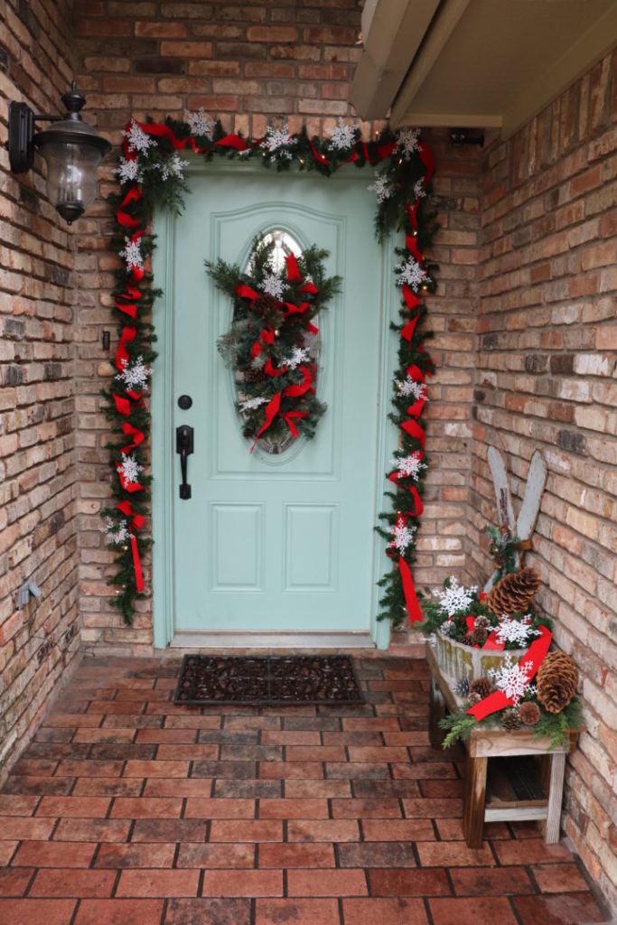 1954 Holiday Door Decor - Decor To Adore