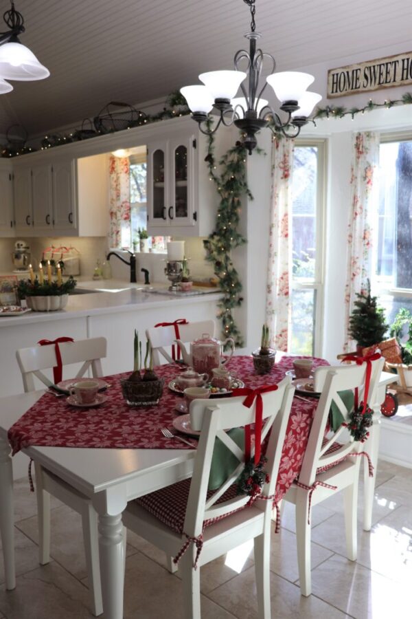 A Tasha Tudor Inspired Holiday Home Tour - Decor To Adore