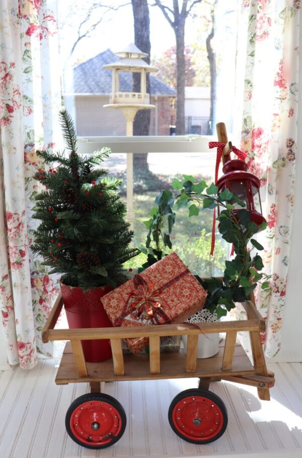 A Tasha Tudor Inspired Holiday Home Tour - Decor To Adore