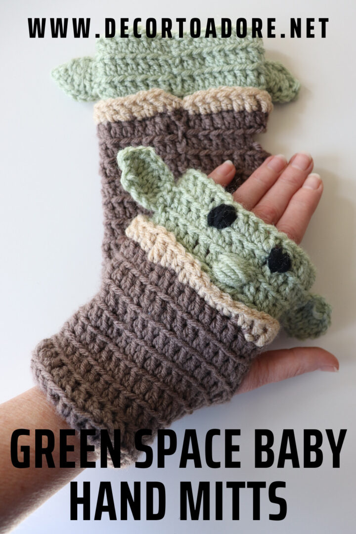 Green Space Baby Hand Mitts