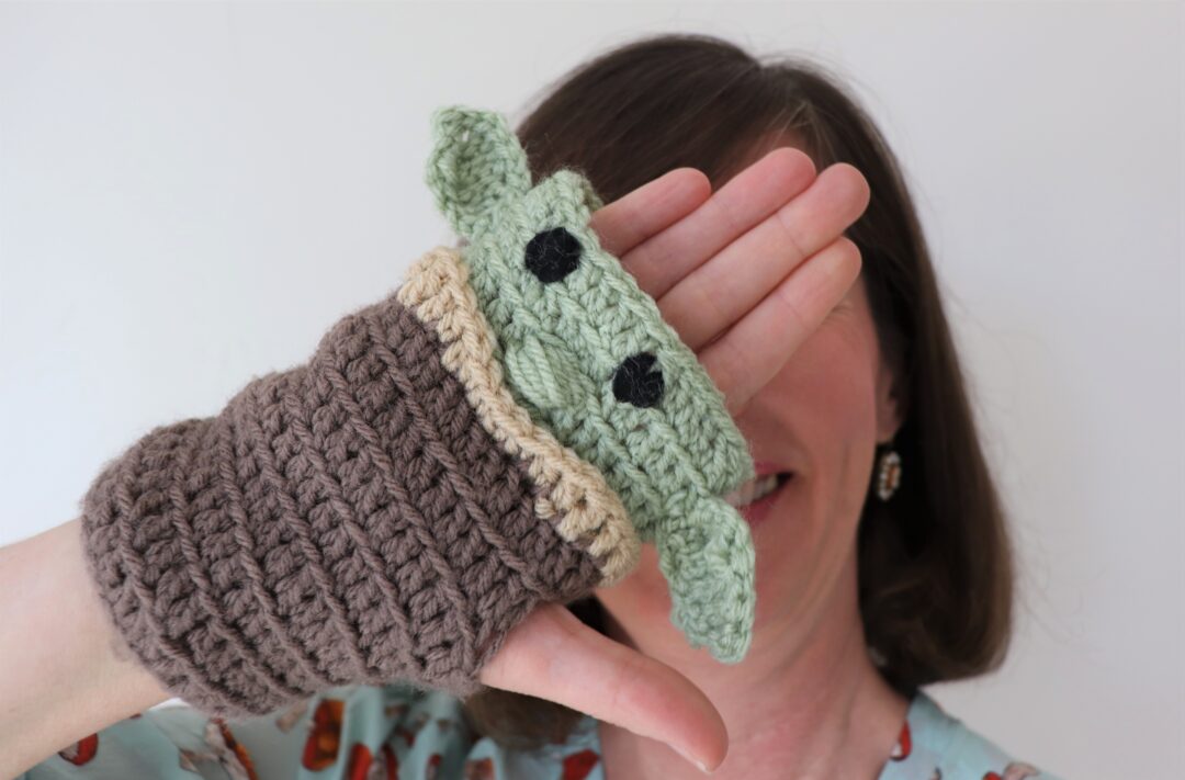 Green Space Baby Hand Mitts