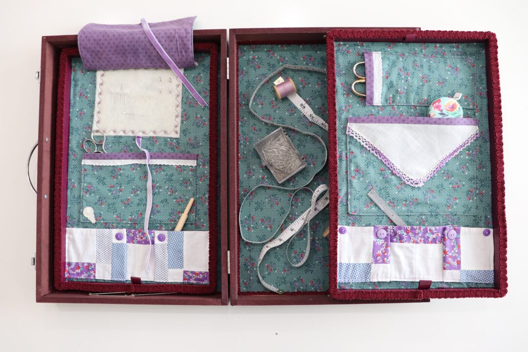 Vintage Sewing Box Makeover - Sweet Anne Designs