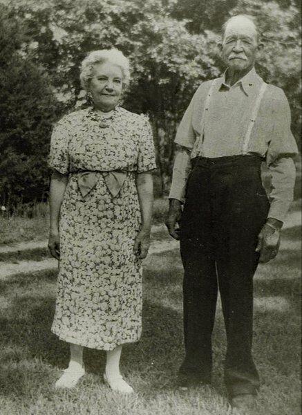 Laura and Almanzo 1942