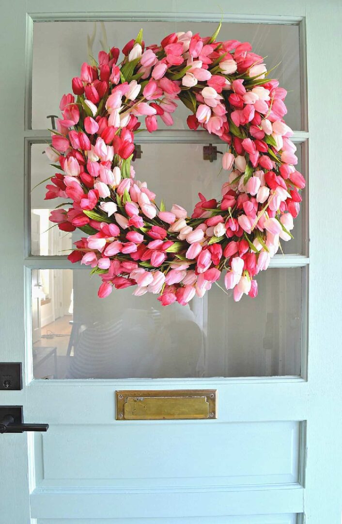 Chatfield Court tulip-wreath-1200