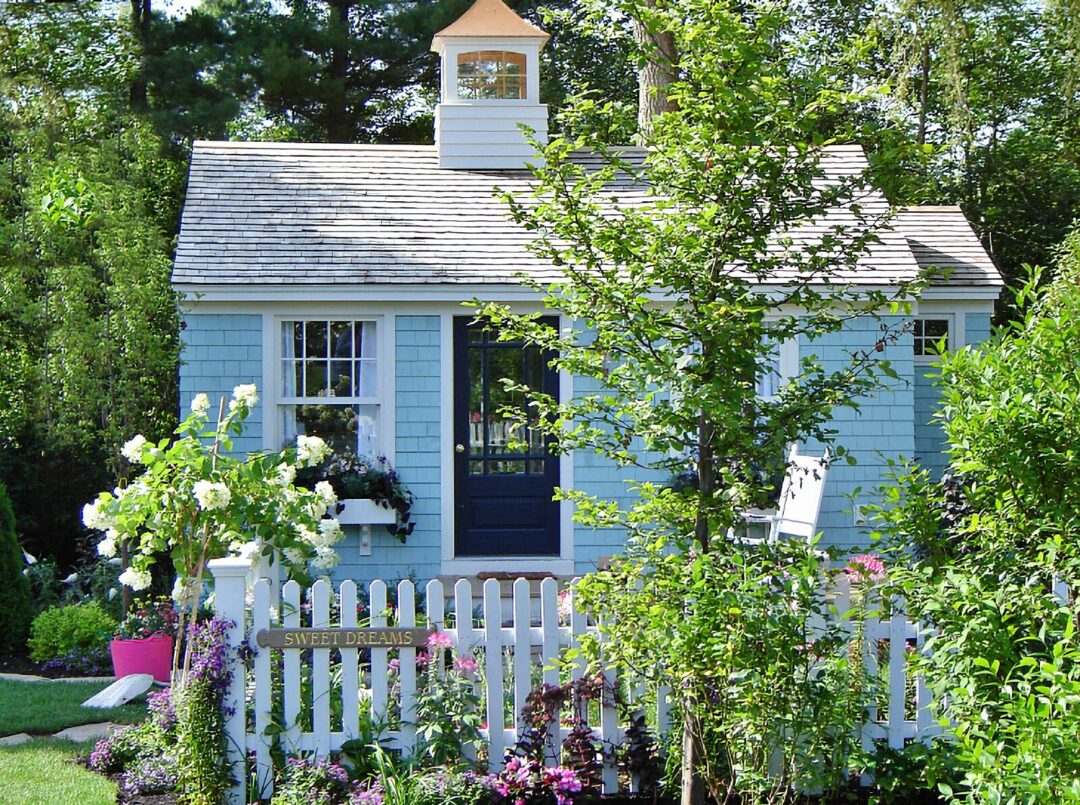 Friday Favorites Summer Cottage