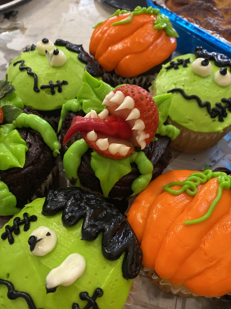 Feed Me Seymour cupcakes