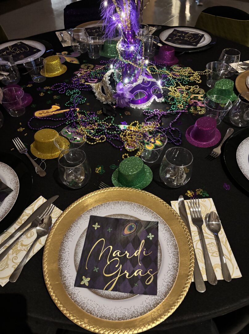 Mardi Grad tablescape