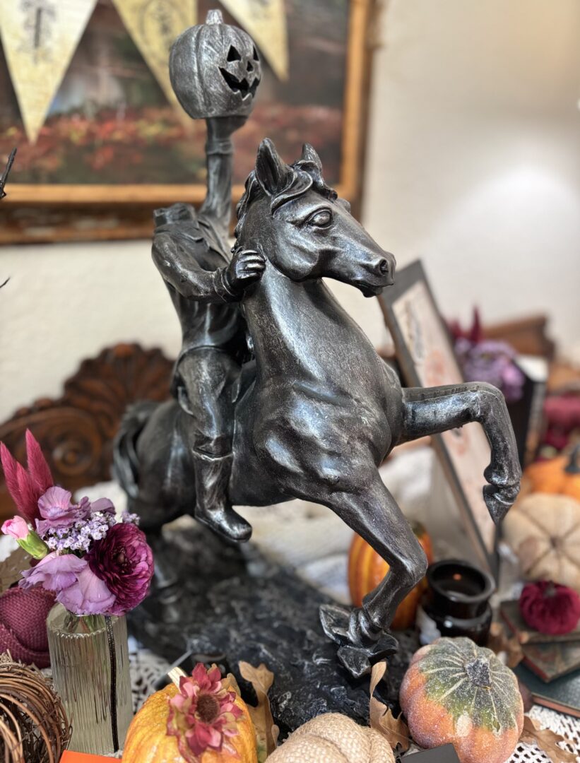 Headless horseman tablescape