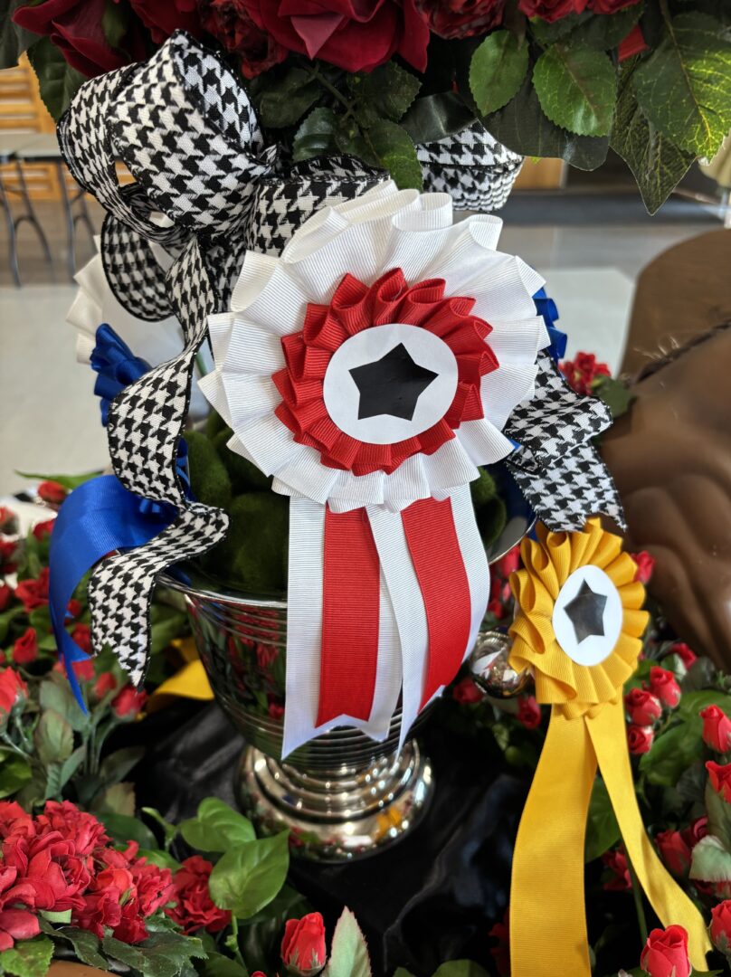 Juleps and Jockeys Tablescape