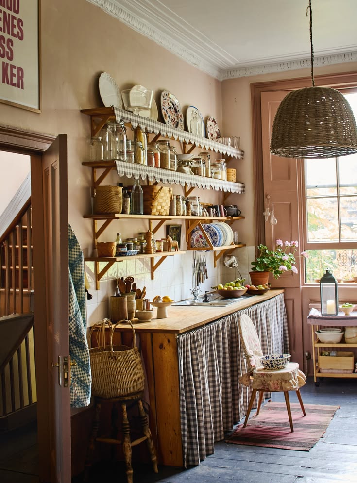 Friday Favorites Thread Of Gold