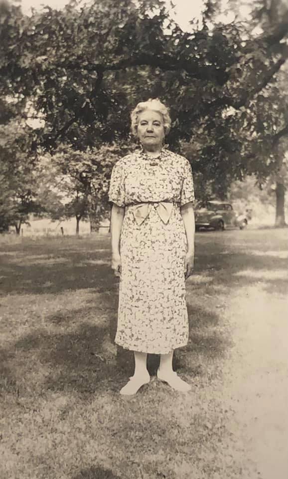 Laura Ingalls Wilder, at Rocky Ridge Farm in 1942.