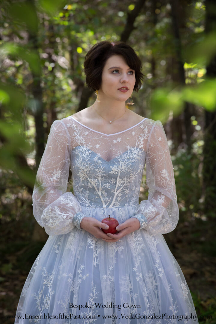 Snow White's wedding dress Ensembles of the Past