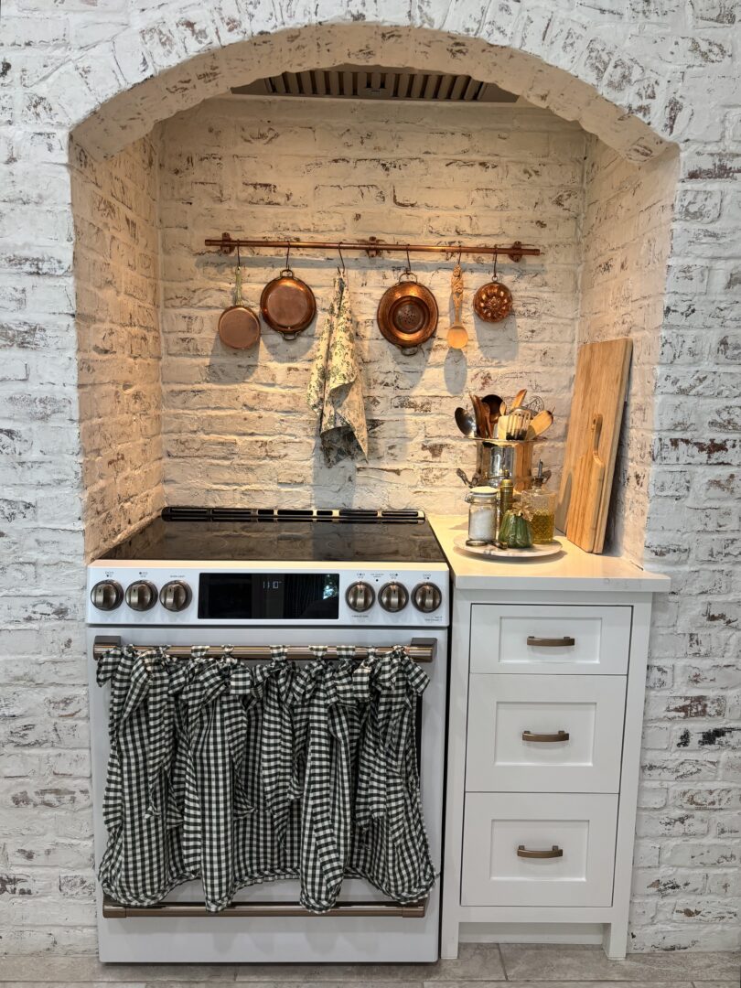 A Gingham Oven Skirt