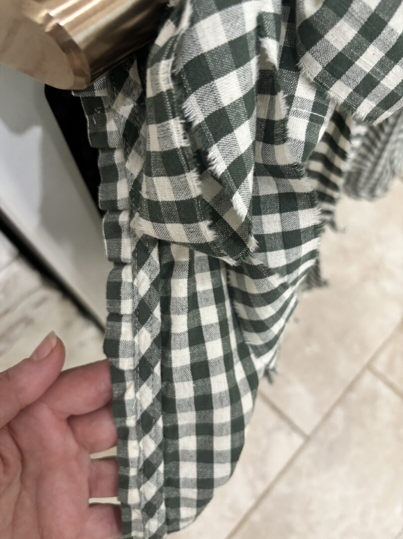 A Gingham Oven Skirt